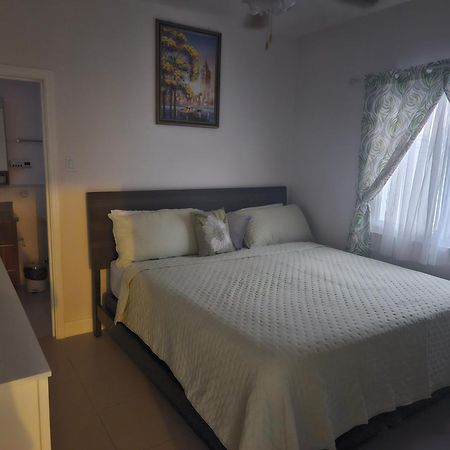 Summer Breeze Villa Лусея Екстериор снимка