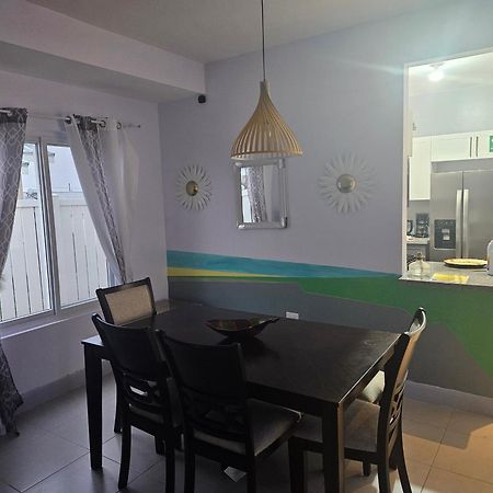 Summer Breeze Villa Лусея Екстериор снимка